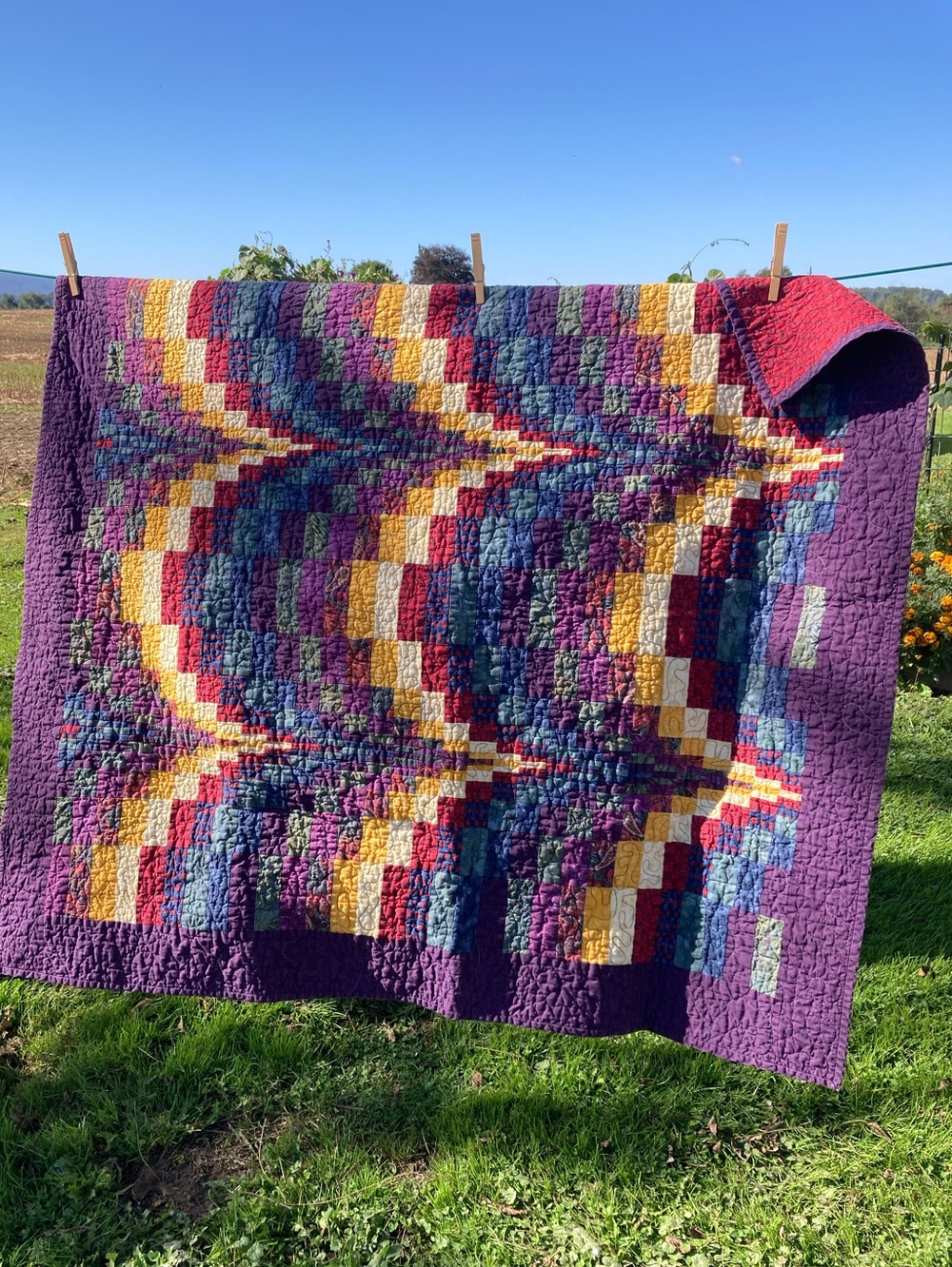 Handmade Machine-Sewn Purple Patchwork Bargello Pattern Lap Quilt